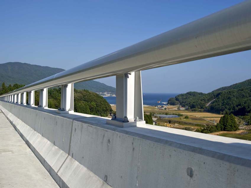 吉浜高架橋｜日軽エンジニアリング 実績紹介